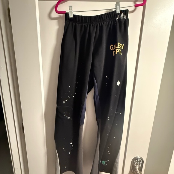 Gallery Dept Black Joggers